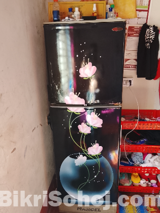 Marcel 12 sft frieze